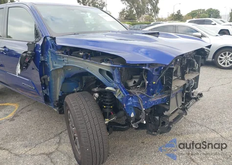 2025 Toyota Tacoma Trd Sport 4Wd from USA, damaged, VIN 3TMLB5JN6SM090639